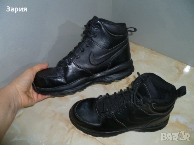 NIKE спортни боти №39, снимка 2 - Дамски боти - 52147835