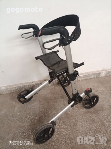 ИДЕАЛНО ЗАПАЗЕН Двойно сгъваем алуминиев ролатор , снимка 6 - Ролатори - 37623168