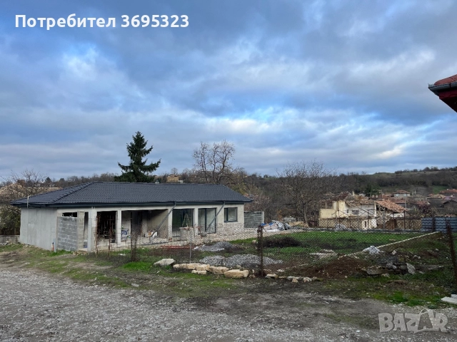 Къща в с.Драгоево област Шумен, снимка 11 - Къщи - 52621359