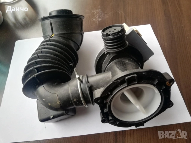 Продавам водна помпа за пералня Whirlpool 6 sense FWG71484w с номер - Askoll - W10920893/16003171400, снимка 4 - Перални - 51977369