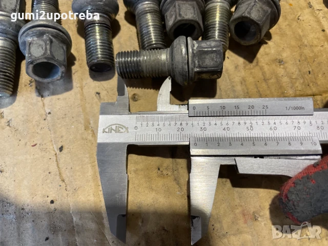 Продавам Оригинални Болтове за Джанти Volkswagen ID.3 М14х1,5х17, снимка 5 - Аксесоари и консумативи - 50596751