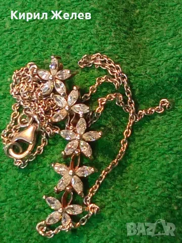 НЕЖНО ФЛОРАЛНО СРЕБЪРНО КОЛИЕ ЦВЕТЯ СРЕБРО 925 с БЯЛА ПОЗЛАТА Нужда от ЛЕК РЕМОНТ на ВЕРИЖКАТА 47974, снимка 15 - Колиета, медальони, синджири - 48952894