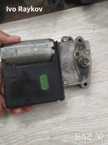 Мотор , шибидах за VW Golf 3 Bosch 0390201614 , 3A0959731B, снимка 5 - Части - 51826015