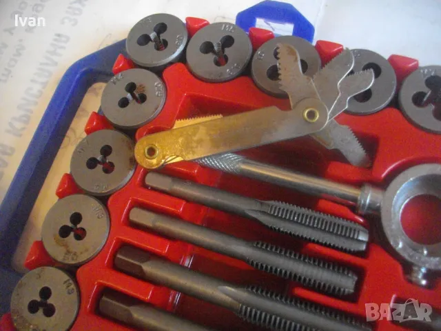 М3-М12 НОВ НЕМСКИ СТАРО КАЧЕСТВО РЕЗБОНАРЕЗЕН КОМПЛЕКТ МЕТЧИЦИ И ПЛАШКИ ВЪНШНИ/ВЪТРЕШНИ РЕЗБИ 40 БР., снимка 15 - Други инструменти - 48922156