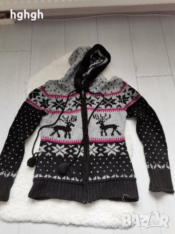 Дамска жилетка с качулка , снимка 1