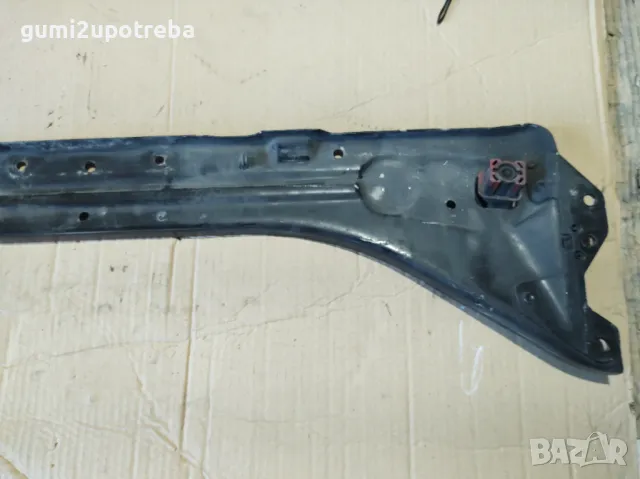 Греда над Воден Радиатор Mercedes E class W211 V6 Tmodel, снимка 4 - Части - 48525054