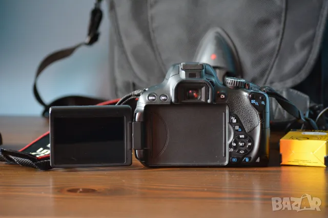 Фотоапарат Canon EOS 650D, обектив EFS 18-55, снимка 5 - Фотоапарати - 46518090