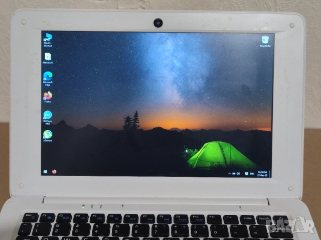 Работещ нетбук. Бърз със здрава батерия, с 2GB Ram и 32GB SSD памет., снимка 2 - Лаптопи за дома - 52916130