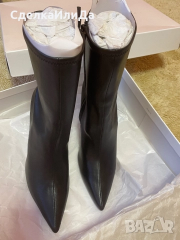 Calvin Klein черни боти н38, снимка 5 - Дамски боти - 51672923