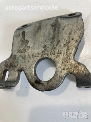 Държач на скоба за Jeep Grand Cherokee 3.0 Crd (2006) A6422240043, снимка 2 - Части - 53523232