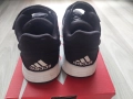 Adidas маратонки 30 номер, снимка 4
