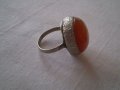 Стар сребърен пръстен с натурален Кехлибар , снимка 1 - Антикварни и старинни предмети - 37094766