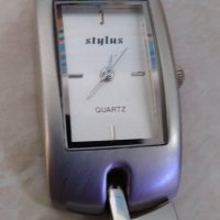 Дамски часовник Stylus, снимка 2 - Дамски - 39150541