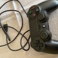 Контролер Sony DualShock 4 v2 за PlayStation 4 (PS4), снимка 1 - Аксесоари - 27462383