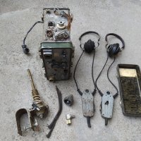 Радиостанция Р-105 М + още части, снимка 3 - Антикварни и старинни предмети - 37482426