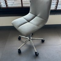 Стол на колелца Largo gray+безплатна доставка и гаранция, снимка 1 - Столове - 43157848