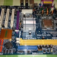 Продавам Комплект Asrock 775i945GZ +C2D E4500 2.2GHz +Cooler, снимка 1 - Дънни платки - 27127081