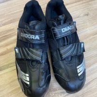 Оригинални бели обувки за колоездене DIADORA ! 46 н, снимка 6 - Аксесоари за велосипеди - 43909504