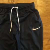 Nike - страхотно мъжко долнище КАТО НОВО , снимка 2 - Спортни дрехи, екипи - 43717207