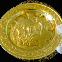 Арабска месингова чиния,пано с камила. , снимка 2 - Антикварни и старинни предмети - 40589285