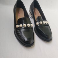 НОВИ Черни кожени елегантни обувки с перли, снимка 2 - Дамски елегантни обувки - 40488526