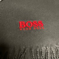 Луксозен мъжки шал реплика Boss, снимка 4 - Шалове - 43717661