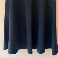 H&M Малка черна рокля S размер 🖤, снимка 2 - Рокли - 43872175
