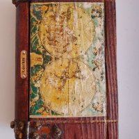 Стара дървена кутия, снимка 5 - Антикварни и старинни предмети - 38414198