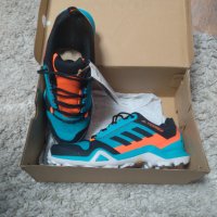 ADIDAS, снимка 4 - Спортни обувки - 39390695