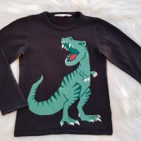 Пуловер с динозавър H&M 4-6 години, снимка 4 - Детски пуловери и жилетки - 27423895