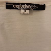 Ефектна бяла тениска BAROQUE с двойна предна част.Ефектна ! Изчистен бял гръб, био-памук, изтънен., снимка 3 - Тениски - 37416302
