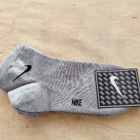 Чорапи Нике 40-45 номер , снимка 1 - Мъжки чорапи - 44129831