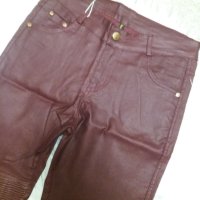 Еластичен панталон в бордо имитиращ кожен , снимка 3 - Панталони - 43126647