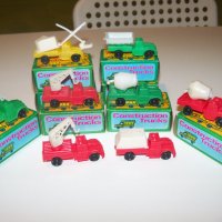 Осем камиончета играчки от Хонг Конг 1960г., снимка 2 - Други ценни предмети - 38110924