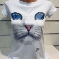Страхотна нова дамска тениска с 3D принт котка със сини очи, снимка 1 - Тениски - 28344647