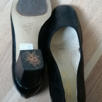Италиански кожени обувки 39н , снимка 6 - Дамски обувки на ток - 44925930