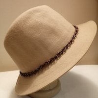 Дамска шапка Естествен филц 60 см, снимка 2 - Шапки - 35169680