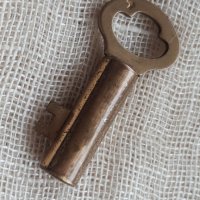 Малка бензинова запалка-ключе, снимка 1 - Антикварни и старинни предмети - 28206004