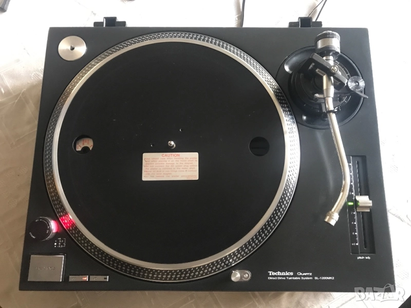 Грамофон Technics SL-1210MK2, снимка 1