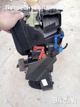 Кутия парно с моторчета и клапи за Волксваген Пасат 4 комби 4×4 \ 1.9 TDI 1999г. 110к.с , снимка 1