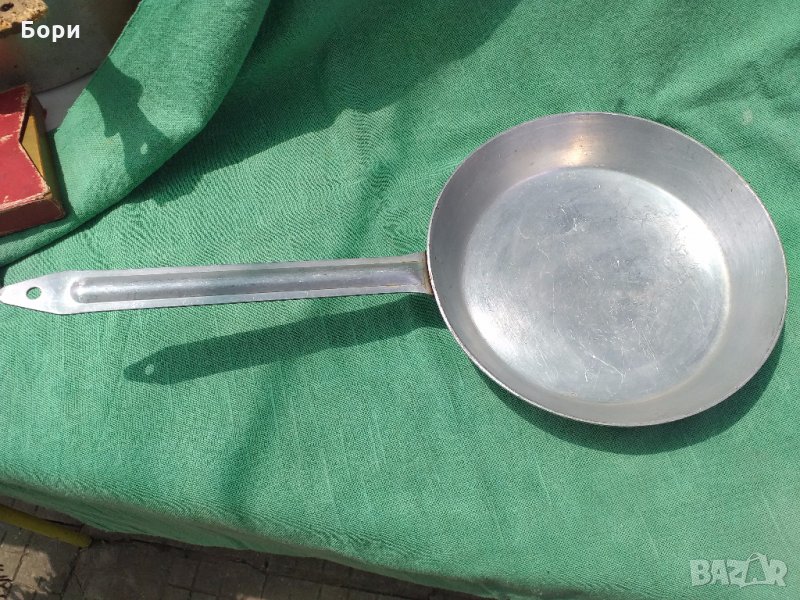 Стар алуминиев български тиган БДС 2мм дебелина, снимка 1