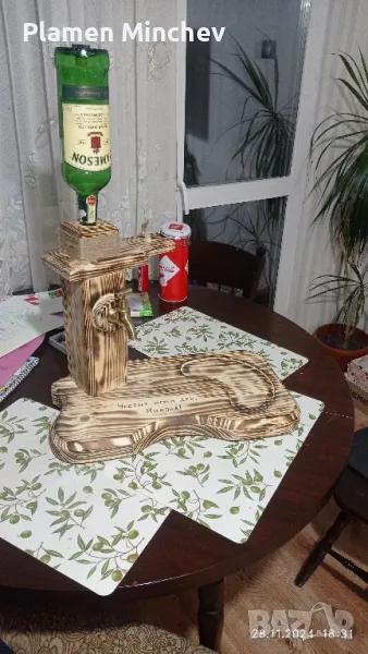 диспенсър за алкохол, снимка 1