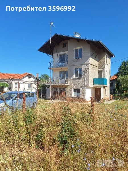 къща в Радомир с.Беланица, снимка 1