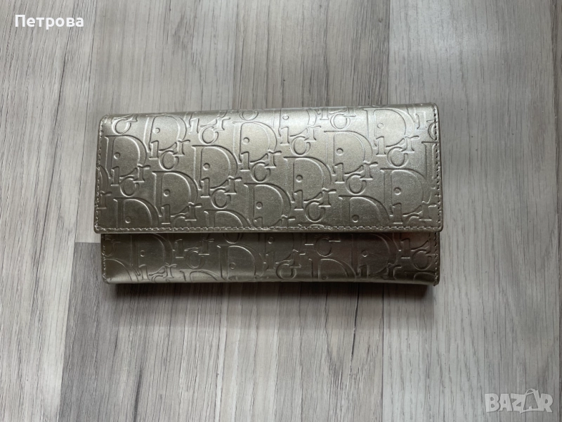Златен портфейл Dior, снимка 1