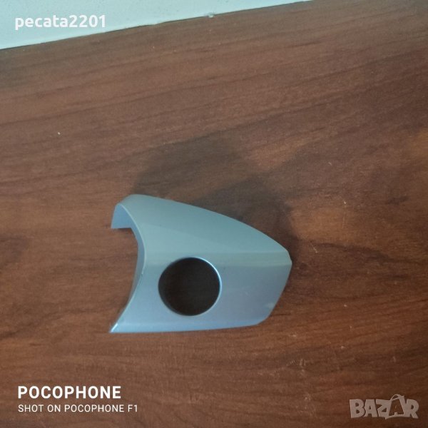 Продавам - оригинален капак за предна лява дръжка на Мерцедес, снимка 1