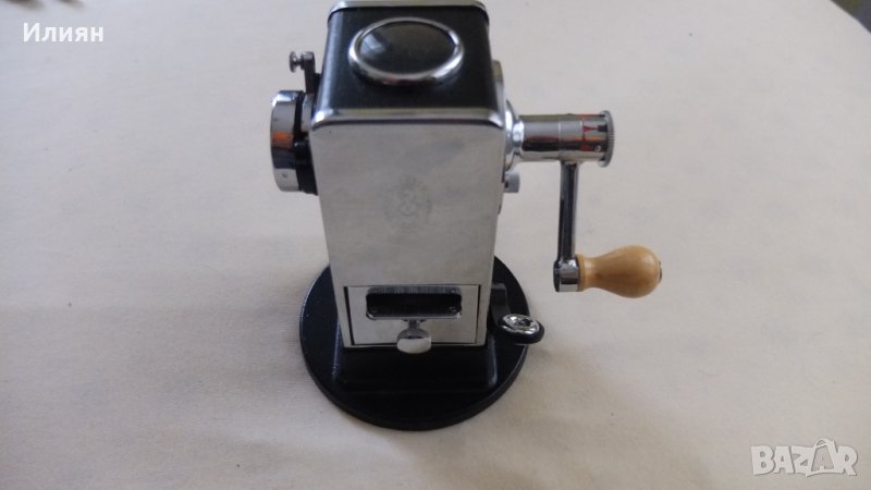 Острилка за моливи, снимка 1