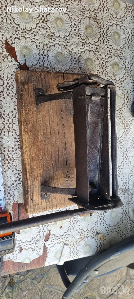 Стара гилотината за рязане на тютюн , снимка 1
