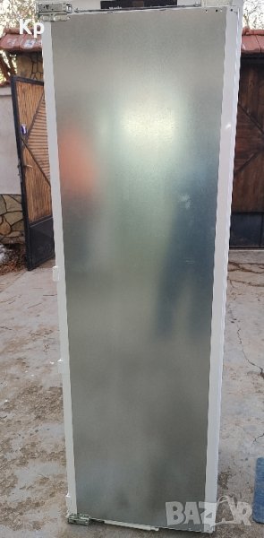 Хладилник за вграждане Miele K7743 E

, снимка 1