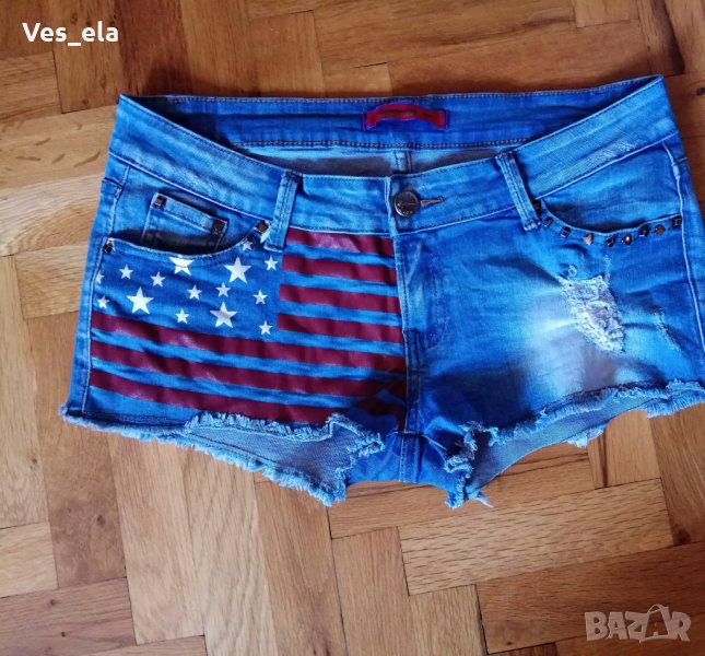 Къси дънкови панталонки с щампа знаме, снимка 1