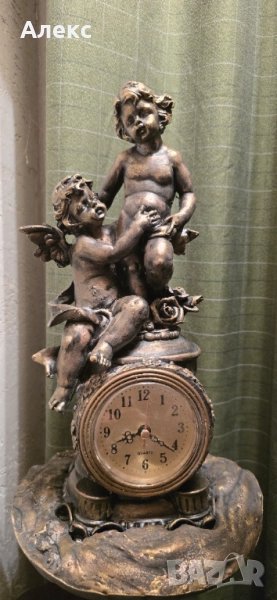 Винтидж часовник с херувими., снимка 1
